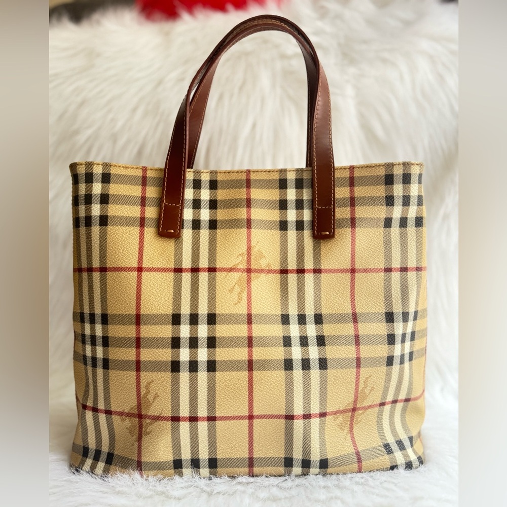 SOLD‼️‼️Burberry Nova Check Beige Canvas Tote Bag